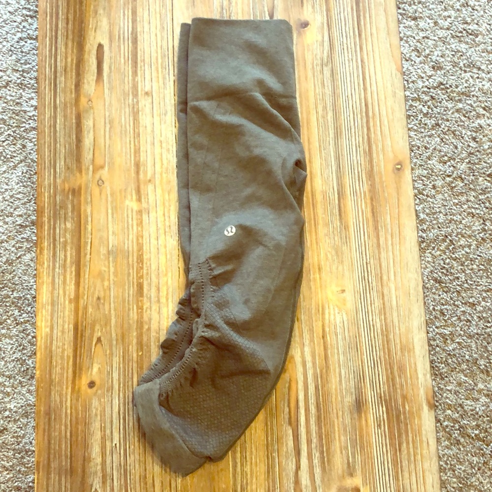 Lululemon ebb and flow pants , size 4